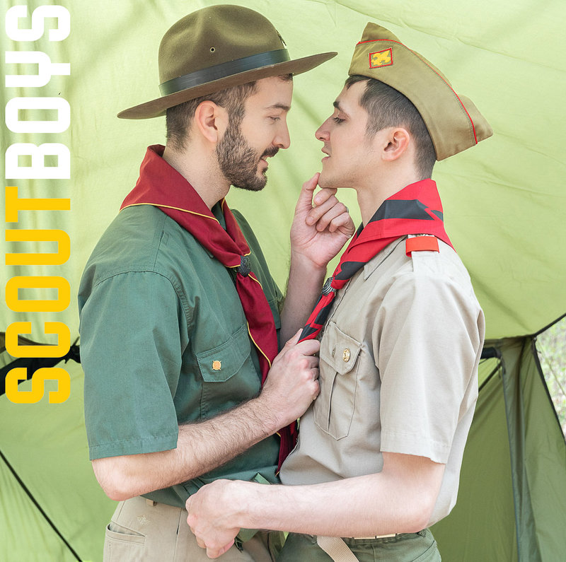 Tucker Barrett Nathan James Pitching The Tent ScoutBoys
